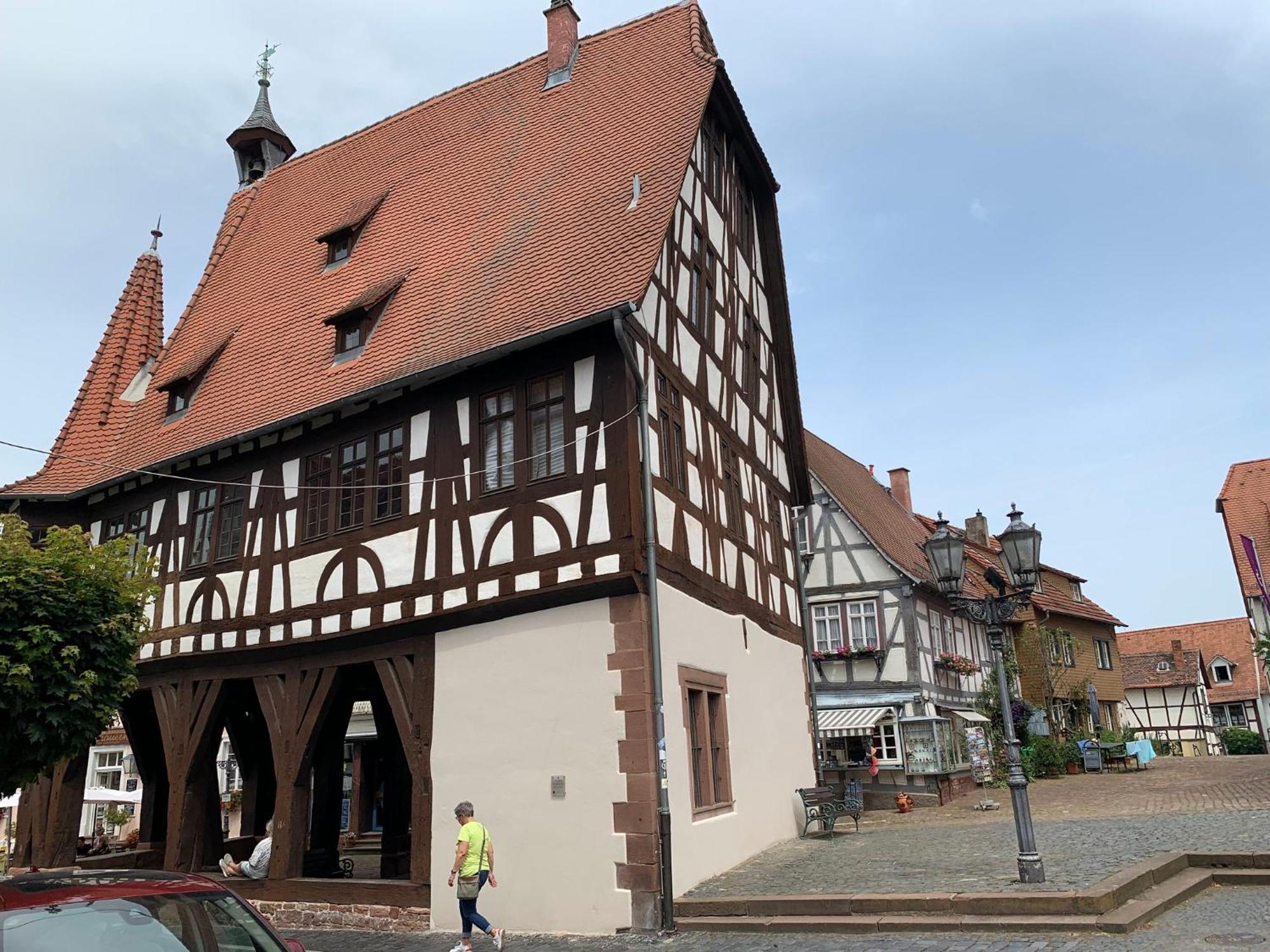 Apartment Am Historischen Rathaus Michelstadt Dış mekan fotoğraf